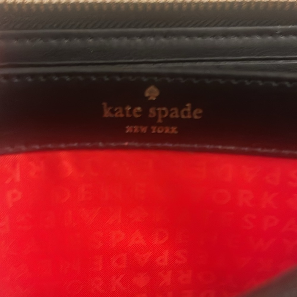 Kate Spade polka dot long zippy wallet - Picture 4 of 9